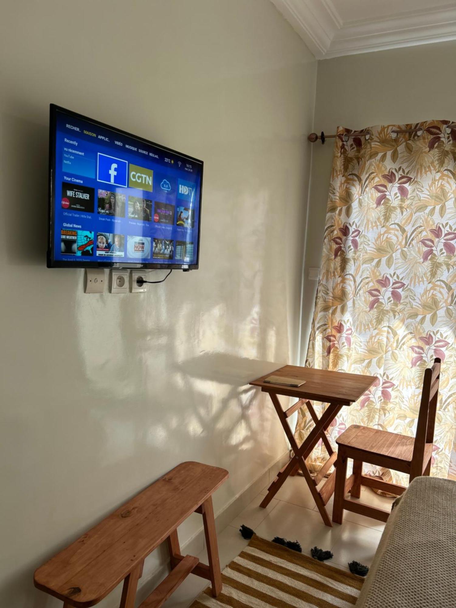 Boheme Balcon& Wifi, Séjour chez l'habitant Dakar